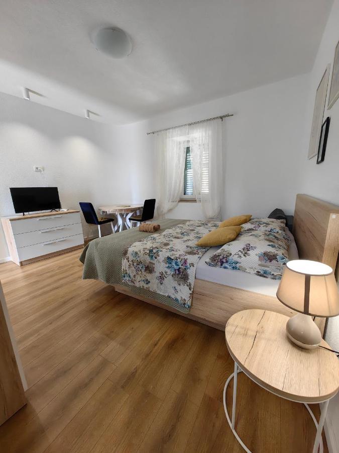 Apartmani Tripalo إيموتسكي المظهر الخارجي الصورة
